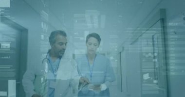 Hastanede yürüyen çeşitli kadın ve erkek doktorlarla ilgili grafik ve verilerin animasyonu. tıp, sağlık, ekonomi ve teknoloji kavramı. ,.