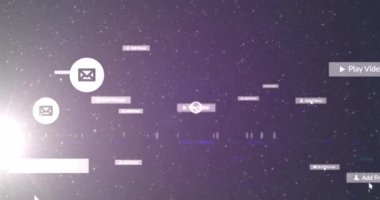 Siyah arkaplanda medya simgelerinin ve ışık noktalarının canlandırılması. Sosyal medya ve iletişim arayüzü kavramı dijital olarak oluşturulmuş video.