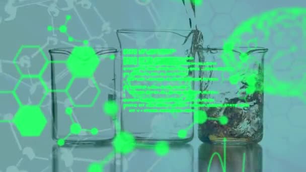 Animation Von Datenverarbeitung Gehirnen Und Chemischen Formeln Über Flüssigkeit Die — Stockvideo