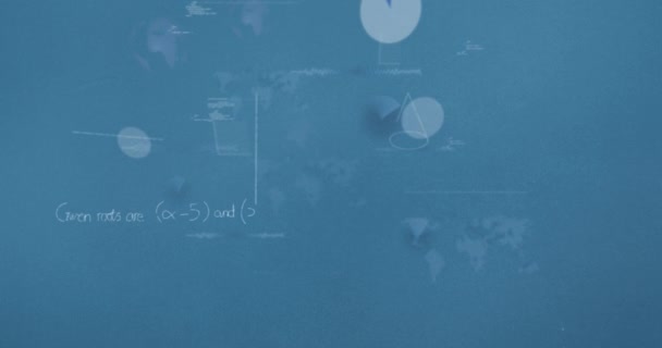 Κινούμενα Σχέδια Μαθηματικών Εξισώσεων Και Επεξεργασίας Δεδομένων Μπλε Φόντο Έννοια — Αρχείο Βίντεο