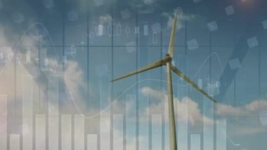 Rüzgar türbininin üzerinde bulutlarla hareket eden veri ve grafiklerin animasyonu. Ekonomi, sürdürülebilirlik ve yenilenebilir enerji konsepti dijital olarak oluşturulmuş video.