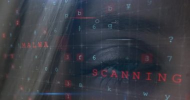 Karanlık arka plandaki veri işleme üzerinde asma kilit animasyonu. küresel iletişim ve veri güvenliği konsepti dijital olarak oluşturulmuş video.