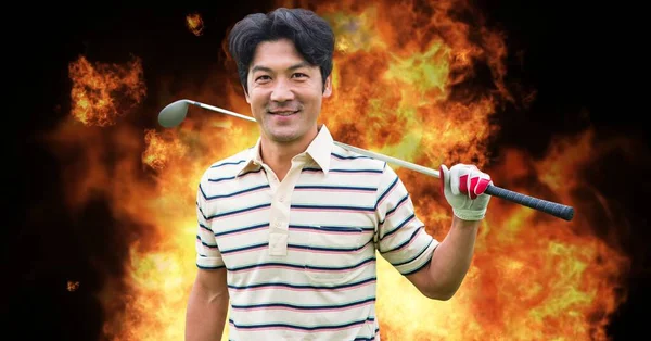 Ritratto Giocatore Golf Maschile Asiatico Che Tiene Una Mazza Golf — Foto Stock