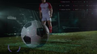 Kafkas erkek futbolcu üzerinde veri işleme animasyonu. global spor ve dijital arayüz konsepti dijital olarak oluşturulmuş video.