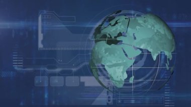Çeşitli verilerle mavi arkaplan üzerinde dönen dünyanın animasyonu. küresel iş, teknoloji ve veri işleme kavramı dijital olarak oluşturulmuş video.