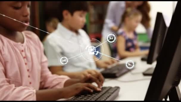 Κινούμενο Σχέδιο Δικτύου Συνδέσεων Εικονίδια Για Διαφορετικούς Μαθητές Που Χρησιμοποιούν — Αρχείο Βίντεο