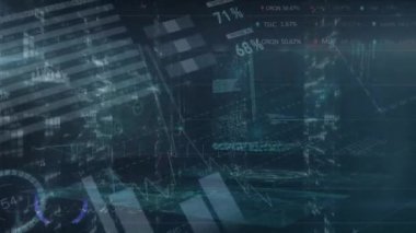 Ekran ve ızgara üzerinden finansal veri işleme animasyonu. küresel iş, finans ve veri işleme kavramı dijital olarak oluşturulmuş video.