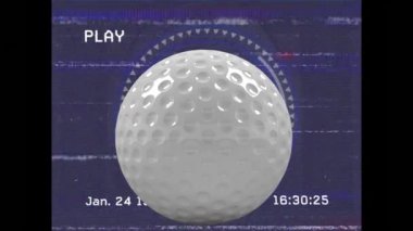 Çemberin üzerinde golf toplarının canlandırılması ve parazit. global spor ve dijital arayüz konsepti dijital olarak oluşturulmuş video.