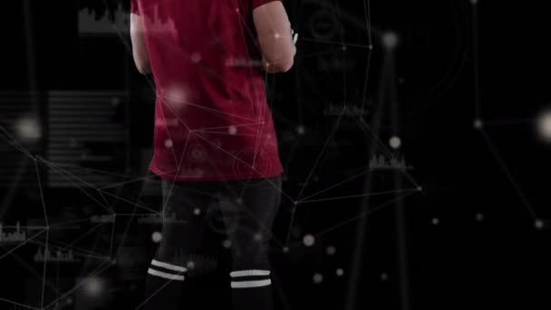野球で白人男性アメリカ人サッカー選手以上のデータ処理のアニメーション グローバルスポーツとデジタルインターフェースの概念デジタル生成されたビデオ — ストック動画