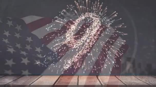 Animación Bandera América Ondeando Sobre Cuenta Regresiva Fuegos Artificiales Patriotismo — Vídeo de stock