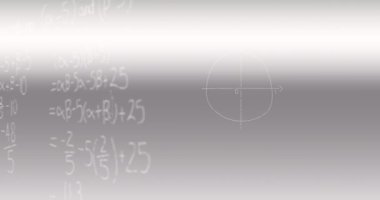 Matematiksel denklemlerin beyaz arka plandaki animasyonu. küresel bilim ve dijital arayüz kavramı dijital olarak oluşturulmuş video.