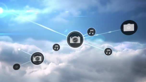 Animación Red Conexiones Con Iconos Sobre Cielo Nubes Redes Globales — Vídeo de stock