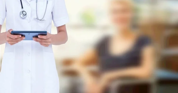 Mid Section Caucasian Female Doctor Using Digital Tablet Blur Background — Stock Photo, Image