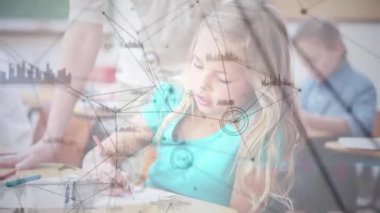 Liseli kız yazıları üzerinden bağlantı ağının animasyonu. küresel eğitim, dijital arayüz, teknoloji ve ağ konsepti dijital olarak oluşturulmuş video.