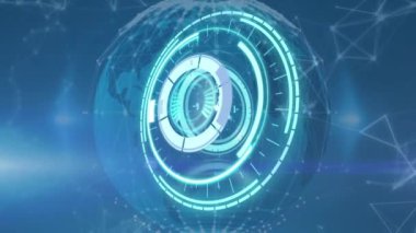 Bağlantılar ağı üzerinden çember işlemenin animasyonu ve mavi arkaplan üzerinde dünya. küresel bağlantılar, veri işleme ve teknoloji konsepti dijital olarak oluşturulmuş video.