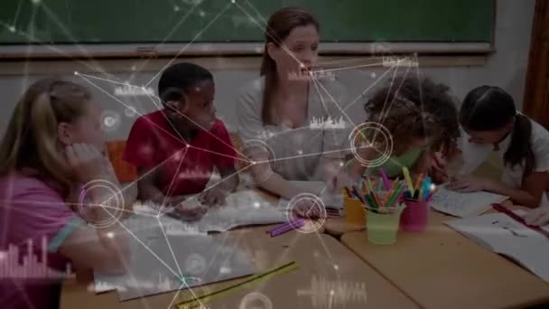 Animation Του Δικτύου Των Συνδέσεων Πάνω Από Παιδιά Του Σχολείου — Αρχείο Βίντεο