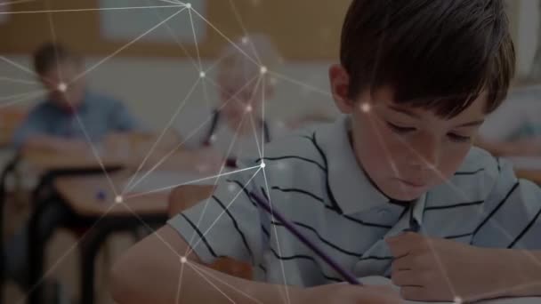 Animatie Van Het Netwerk Van Verbindingen Schooljongen Schrijven Mondiaal Concept — Stockvideo