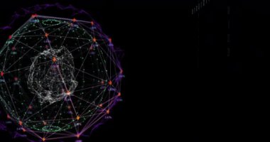 Siyah arkaplanda veri işleme ve şekillerin animasyonu. küresel teknoloji ve dijital arayüz kavramı dijital olarak oluşturulmuş video.