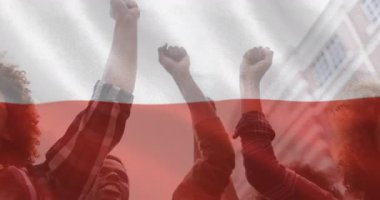 Çeşitli protestocuların elleri üzerinde Polonya bayrağı animasyonu. Ukrayna krizi ve uluslararası politika kavramı dijital olarak oluşturuldu.