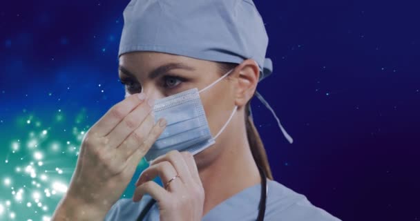 Animation Kaukasisk Kvinnlig Läkare Över Ljusfläckar Blå Bakgrund Public Service — Stockvideo
