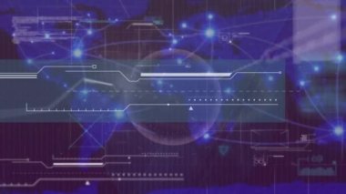 Siyah arkaplan üzerinde veri işleme animasyonu. küresel iş, finans, bağlantılar ve dijital arayüz konsepti dijital olarak oluşturulmuş video.