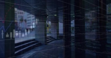 Finansal grafiklerin ve verilerin şehir hayatıyla zaman aşımına uğramasının animasyonu. küresel finans, ekonomi ve teknoloji konsepti dijital olarak oluşturulmuş video.