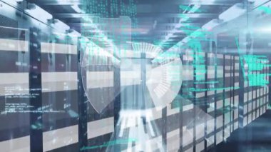 Sunucu odasında veri işleme ve tarama animasyonu. küresel teknoloji, veri işleme ve dijital arayüz kavramı dijital olarak oluşturulmuş video.