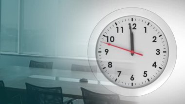 Ofis masalarında sandalyelerle hareket eden saatin animasyonu. iş, ofis ve zaman kavramında çalışmak dijital olarak oluşturulan video.