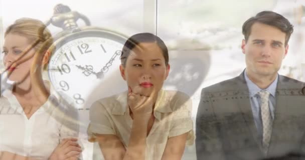 Animacja Zegar Różnych Ludzi Biznesu Spotkaniu Koncepcja Globalnego Biznesu Cyfrowego — Wideo stockowe