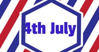 Amerikan bayrağının renkleri üzerine 4 Temmuz metninin animasyonu. Vatanseverlik ve kutlama konsepti dijital olarak oluşturulmuş video.