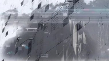 Bulutların ve ev projesinin üzerindeki bozulmanın animasyonu. veri işleme, tasarım, ağ ve teknoloji konsepti dijital olarak oluşturulmuş video.