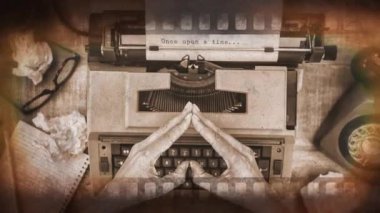 Klasik film çerçevesinin eski tip daktilo makinesinin üzerindeki animasyonu. Dijital olarak oluşturulmuş el yazısı, not alma ve öğrenme kavramı.