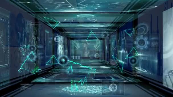 Ekranlardaki Veri Işleme Üzerinden Üçgenlerin Animasyonu Veri Işleme Teknoloji Konsepti — Stok video