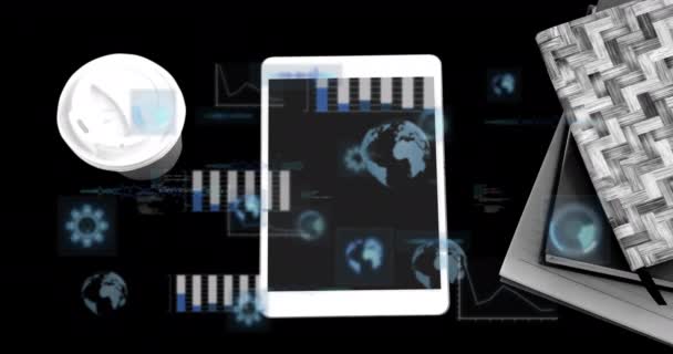 Animation Der Datenverarbeitung Über Tablet Und Schwarzem Hintergrund Globales Geschäft — Stockvideo
