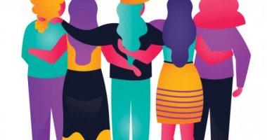 Beyaz arka planda metin ve kadın simgelerinin bir arada durmasının animasyonu. Ulusal Kadın Eşitliği Günü ve dijital olarak üretilen video konsepti.