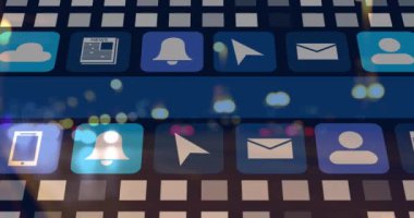 Mavi arka planda dijital sosyal medya simgeleri ve veri işleme animasyonları. küresel bağlantılar ve veri işleme konsepti dijital olarak oluşturulmuş video.