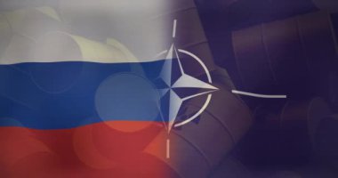 Radyoaktif sembollü varillerin üzerinde Rusya ve NATO bayraklarının canlandırılması. Ukrayna krizi ve uluslararası politika kavramı dijital olarak oluşturuldu.