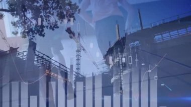 Şehir manzarası ve çeşitli basketbol oyuncuları üzerinden finansal veri işleme animasyonu. global spor, veri işleme ve dijital arayüz kavramı dijital olarak oluşturulmuş video.