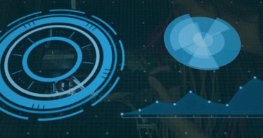 Dijital ekranda çeşitli veri işleme animasyonları. veri işleme, teknoloji ve dijital arayüz kavramı dijital olarak oluşturulmuş video.