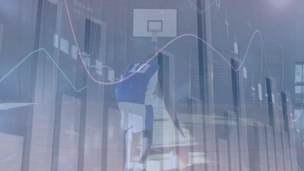 Animación Del Procesamiento Datos Financieros Sobre Hombre Afroamericano Jugando Baloncesto — Vídeos de Stock