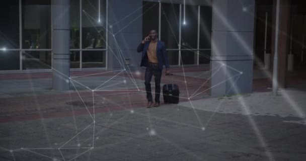Animáció Kapcsolatrendszerről Afro Amerikai Üzletember Bőrönddel Globális Technológia Kapcsolatok Digitális — Stock videók