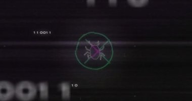 Böcek simgesi, veri işleme ve bilgisayar devre kartı üzerindeki parazitin canlandırması. küresel teknoloji, bilgisayar ve dijital arayüz kavramı dijital olarak oluşturulmuş video.