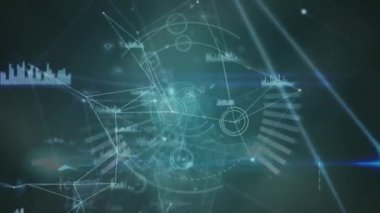 Siyah ve yeşil arka planda veri işleme animasyonu. veri işleme, bağlantılar ve teknoloji konsepti dijital olarak oluşturulmuş video.