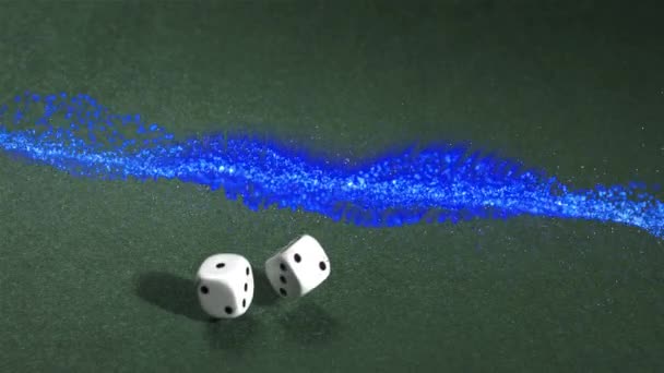 Oyun Masasındaki Zarların Üzerindeki Mavi Dalganın Animasyonu Kumar Zar Oyunları — Stok video