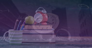 Saat ve kitapların üzerindeki veri işleme resmi. küresel iş ve dijital arayüz kavramı dijital olarak oluşturulmuş görüntü.