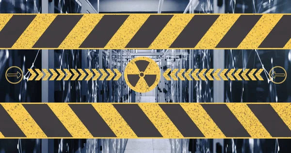 Afbeelding Van Nucleair Symbool Boven Vormen Serverruimte Ukrainecrisis Internationaal Politiek — Stockfoto