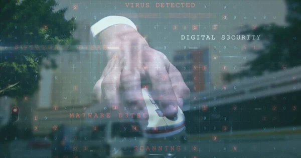 Bild Der Datenverarbeitung Über Kaukasische Hacker Globale Digitale Sicherheit Und — Stockfoto