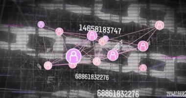 Siyah arkaplanda veri işleme üzerinden bağlantı ağının animasyonu. teknoloji, bilgisayar ve dijital arayüz kavramı dijital olarak oluşturulmuş video.