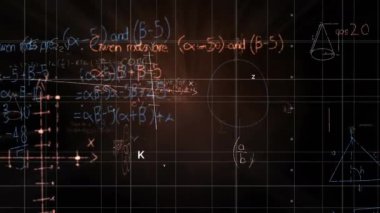 Matematiksel denklemlerin siyah arkaplan üzerindeki animasyonu. küresel eğitim, bilim ve dijital arayüz kavramı dijital olarak oluşturulmuş video.