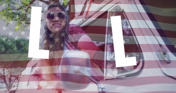 Animáció Amerikai Zászló Lol Szöveg Felett Mosolygó Fehér Autóban Nemzetközi — Stock videók